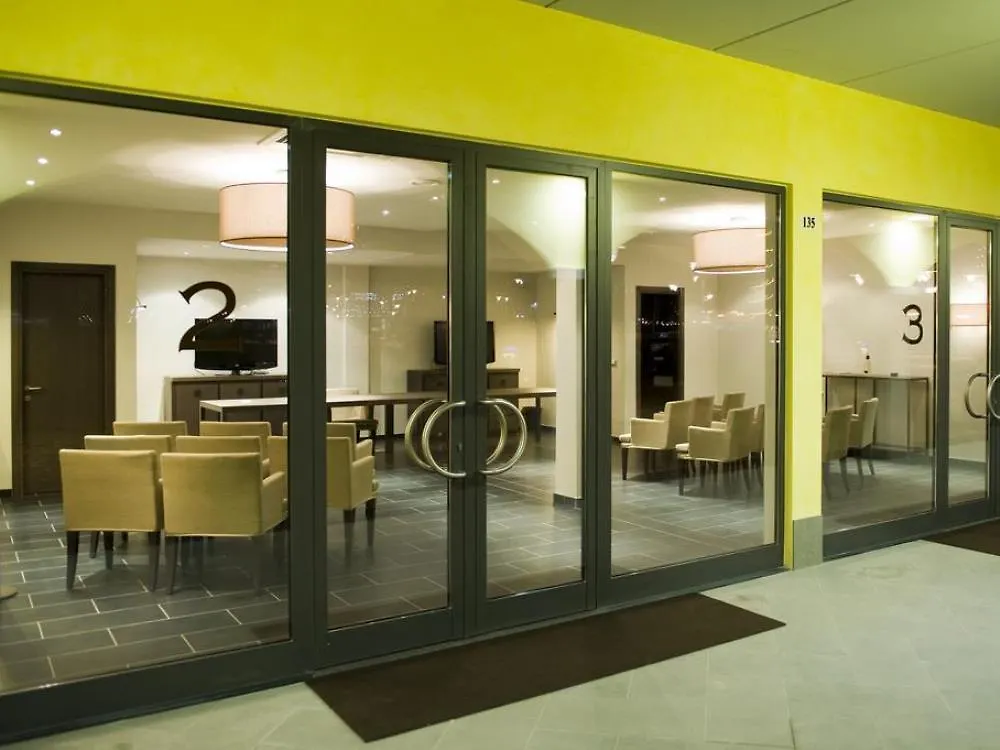 ג'נובה Marina Place Resort 4*,  איטליה