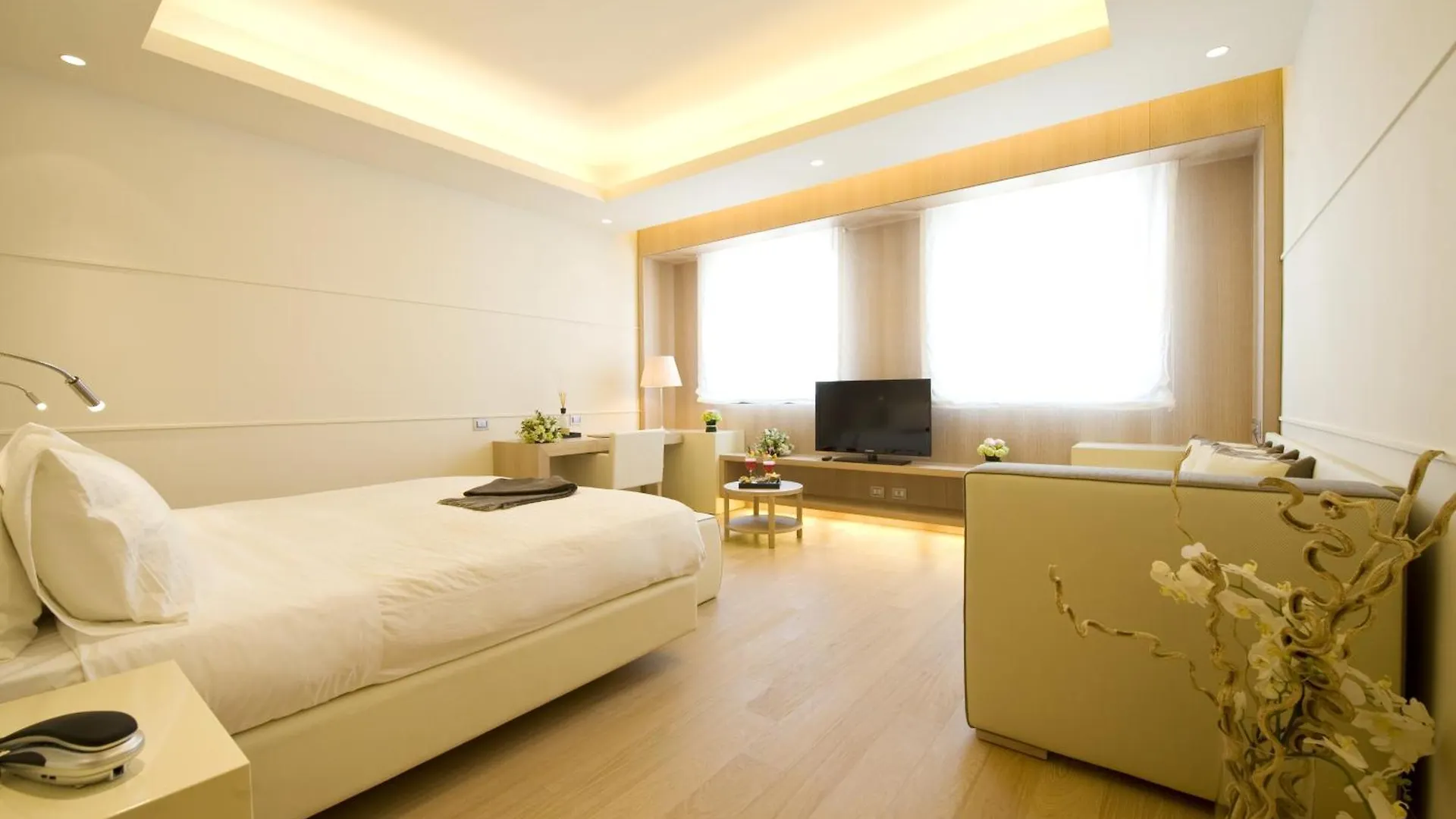 ג'נובה Marina Place Resort 4*,