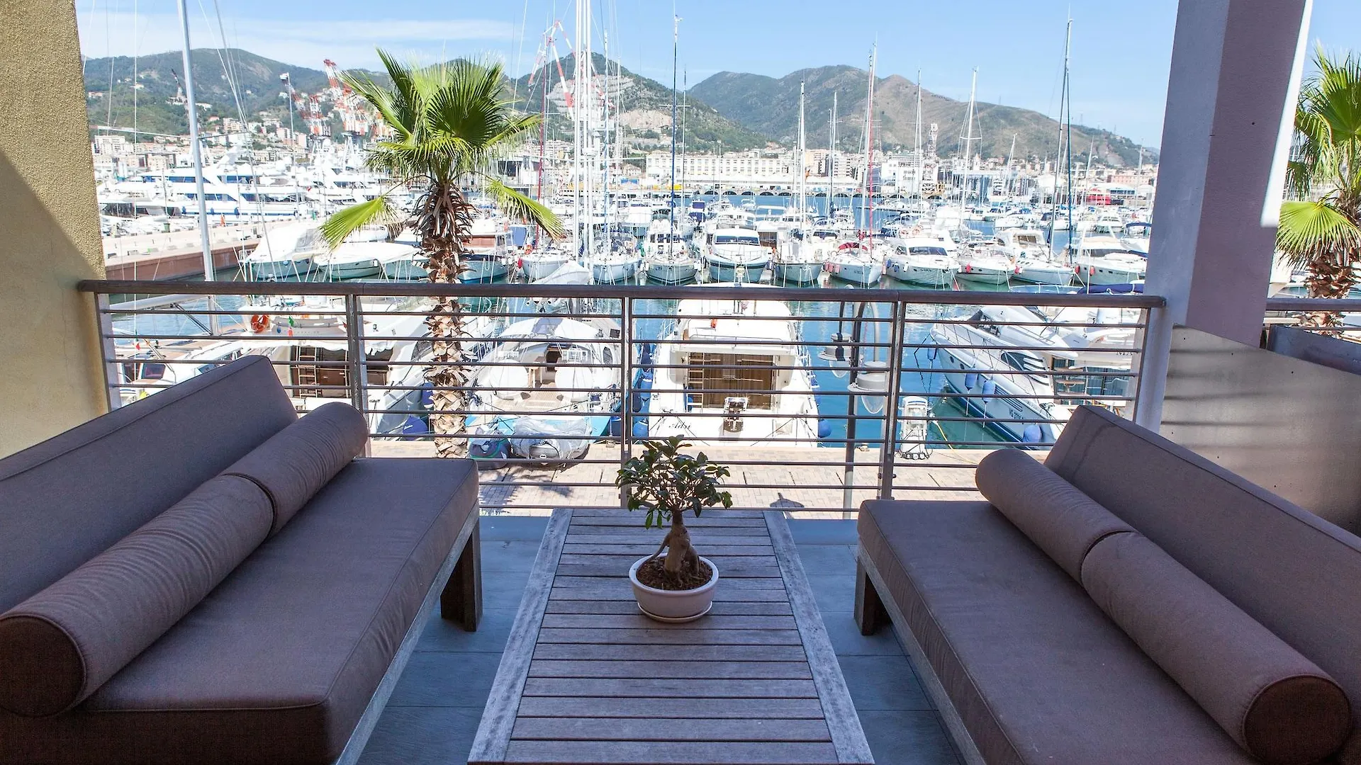 Hotel Marina Place Resort Genua